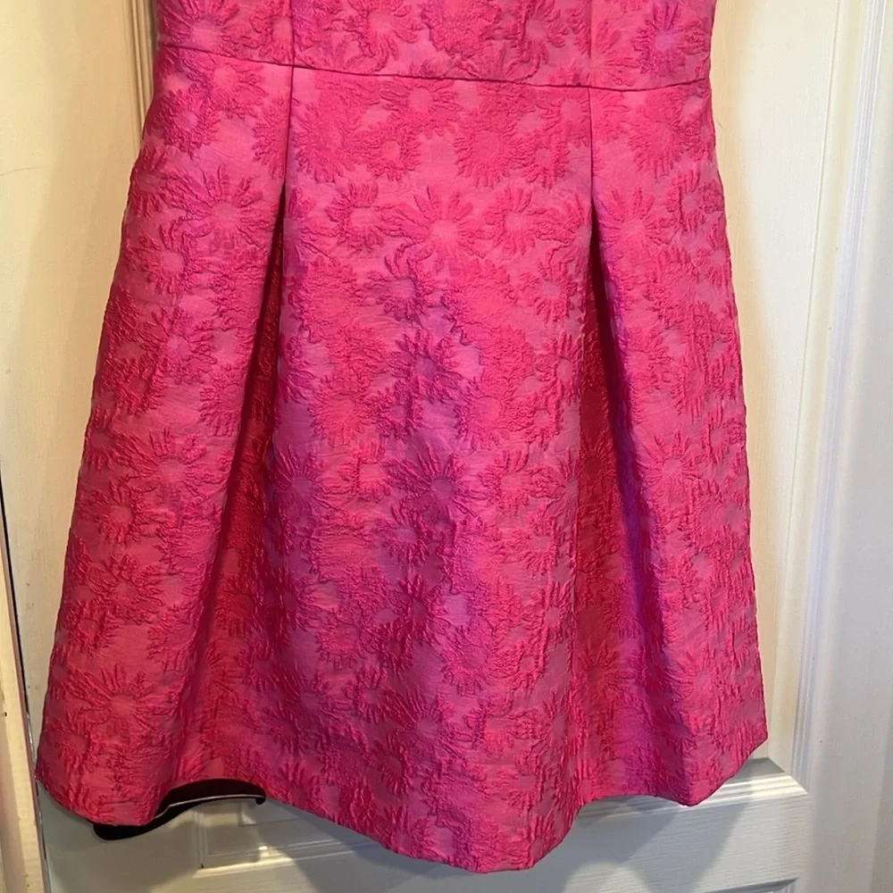 W by Worth Pink Floral Jacquard Dress - Picture 2 of 7